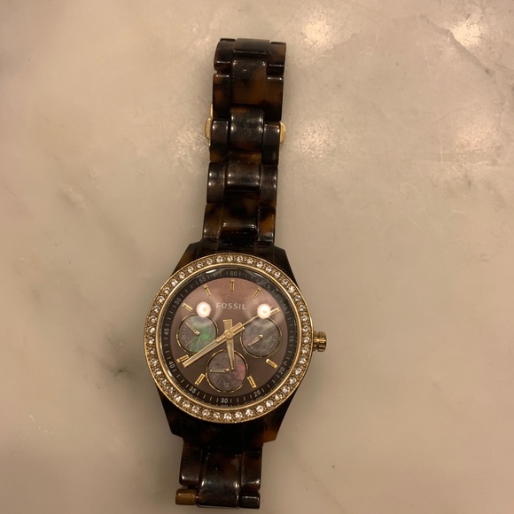 Fossil Watch - Picture 1 of 4